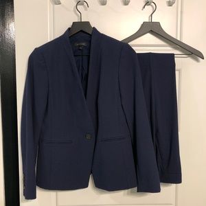 Ann Taylor suit set, size 2